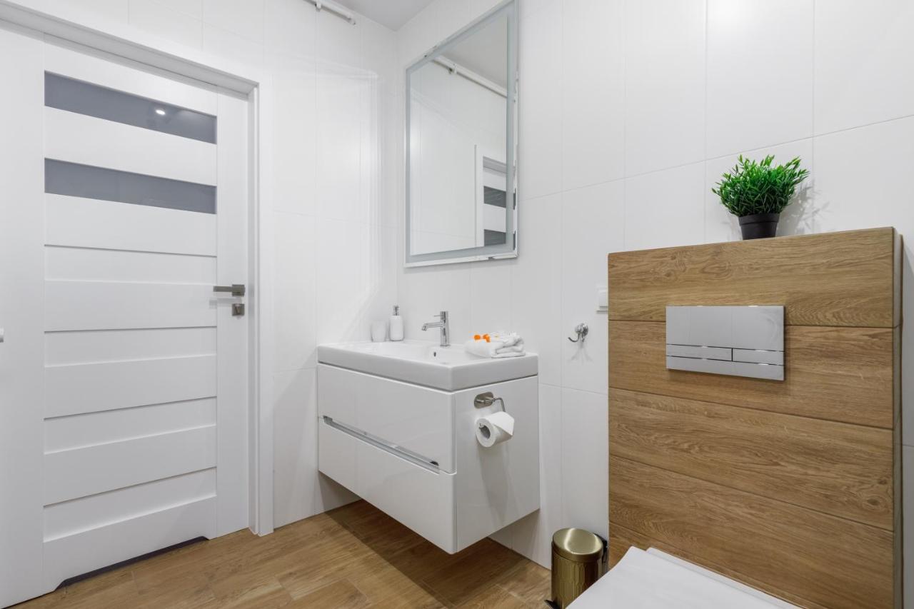 Apartment With Parking 500 M From The Sea By Noclegi Renters Międzywodzie Eksteriør bilde