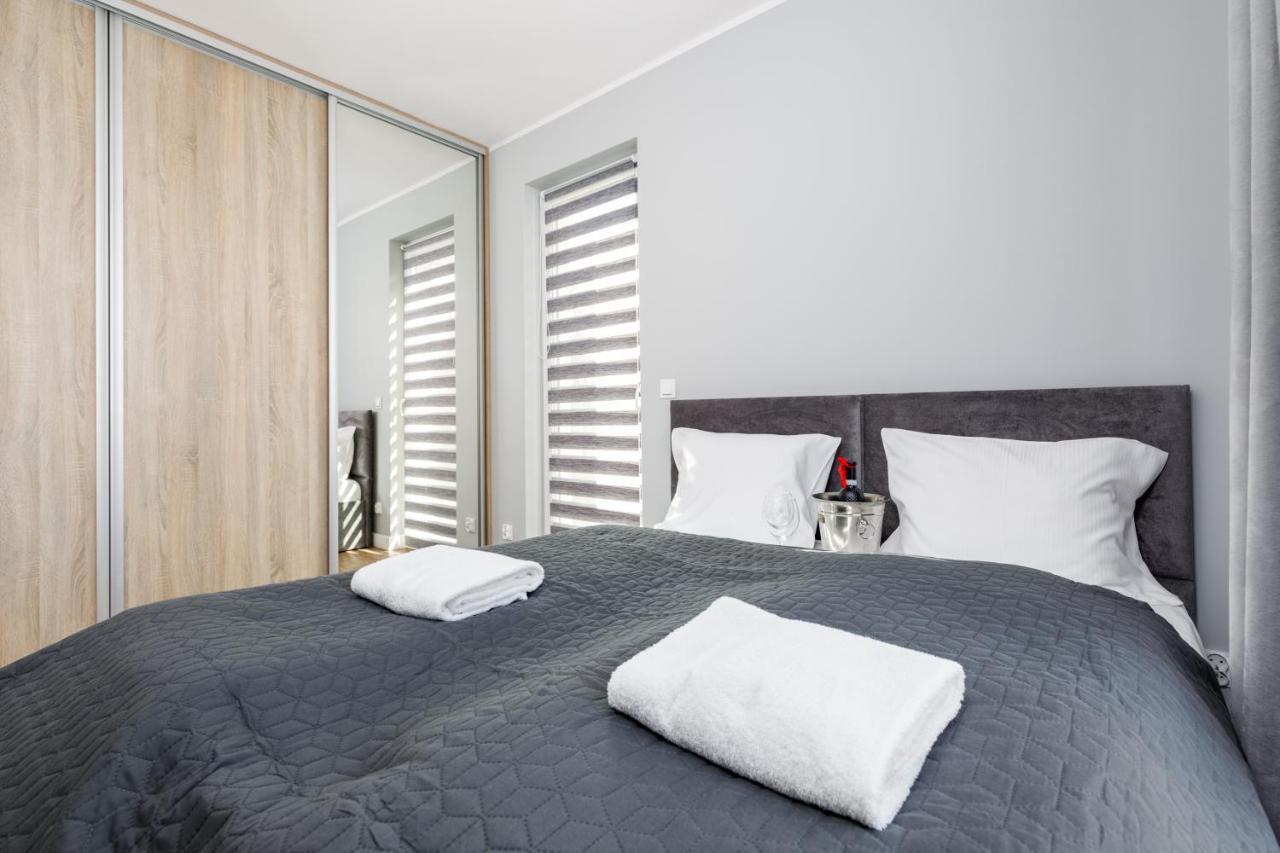 Apartment With Parking 500 M From The Sea By Noclegi Renters Międzywodzie Eksteriør bilde
